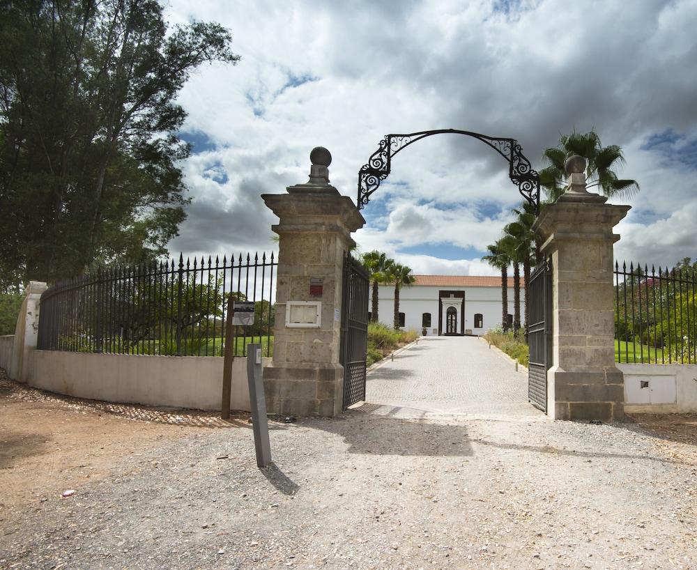 Alentejo Star Hotel - Sao Domingos - Mertola - Duna Parque Resorts & Hotels Minas de São Domingos Buitenkant foto